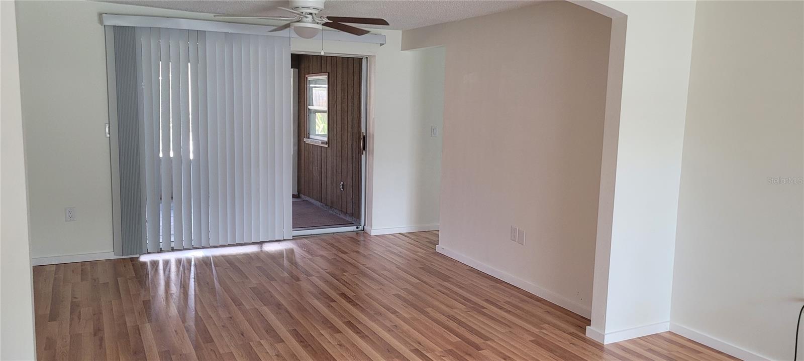 CASAS BONITAS - Residential Lease