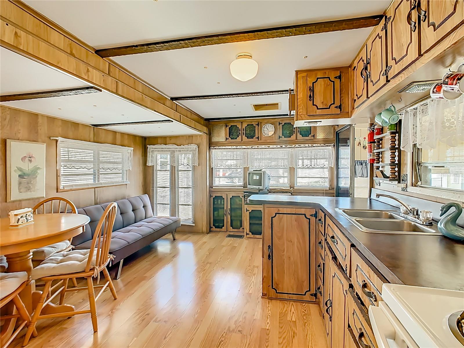 OUTDOOR RESORTS AT ORLANDO - Residential