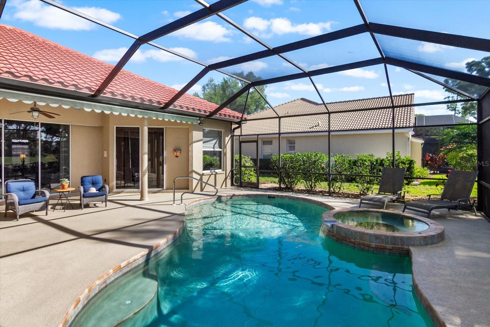 CALUSA LAKES - Residential