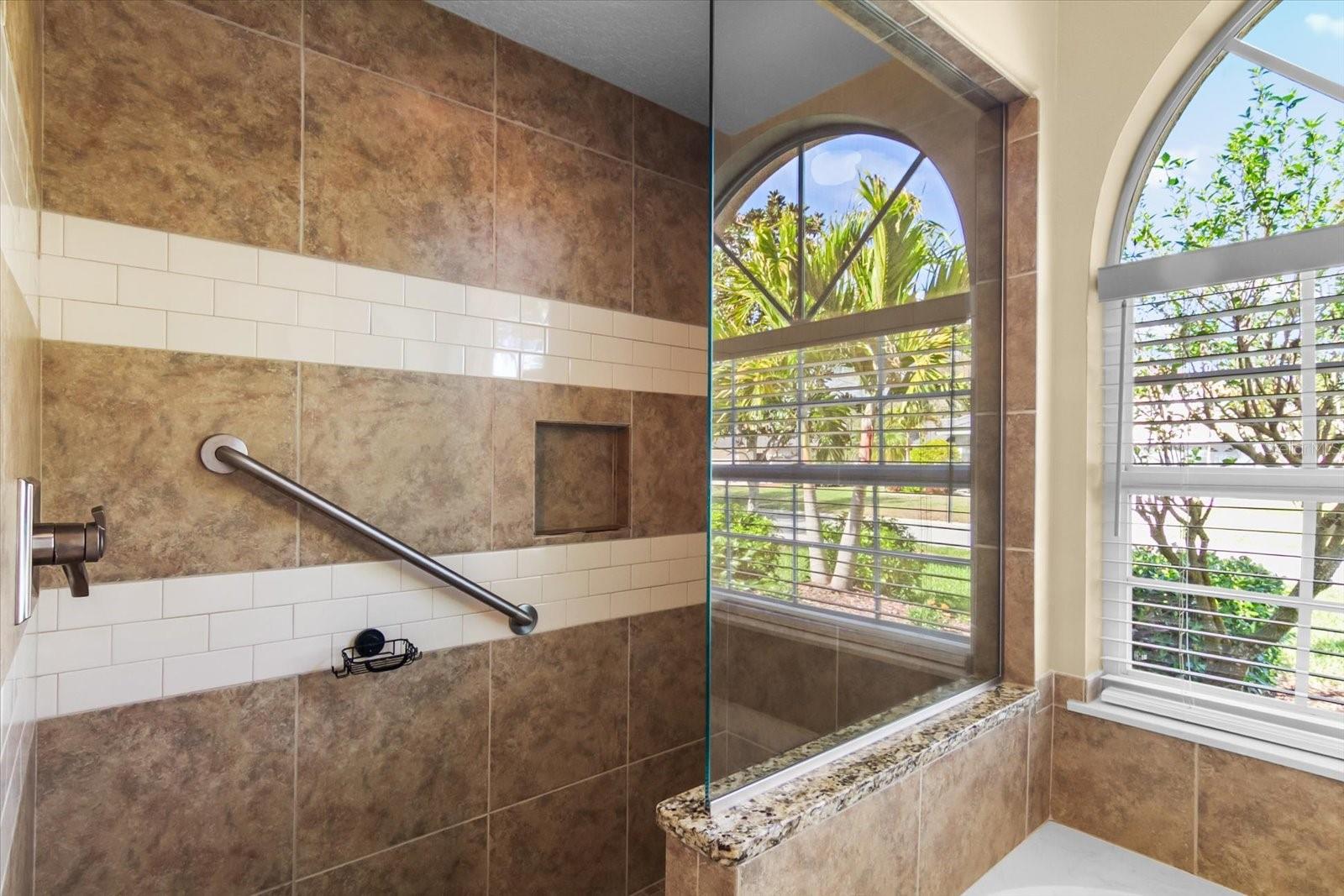 CALUSA LAKES - Residential