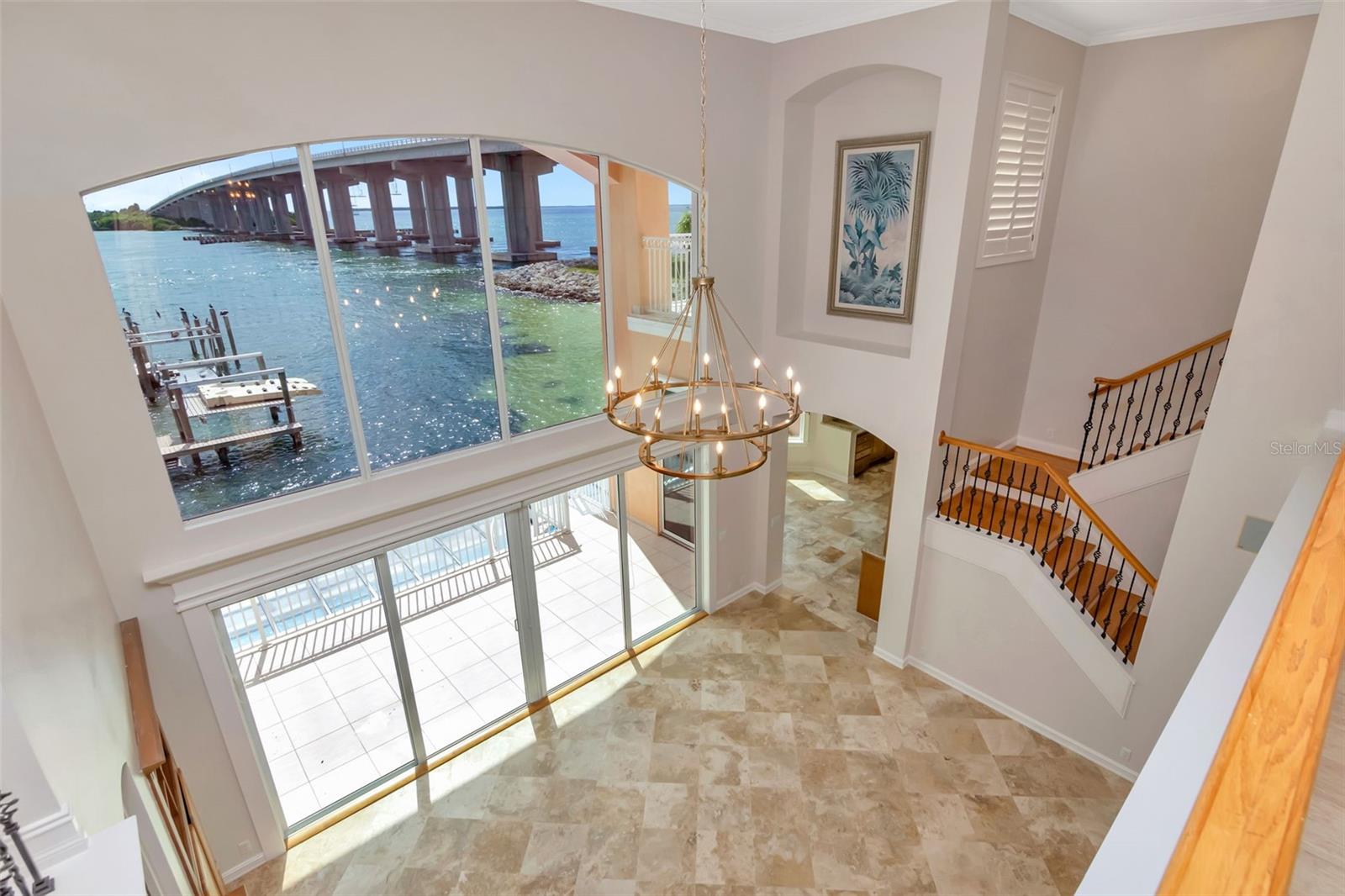 PARADISE POINTE - Residential