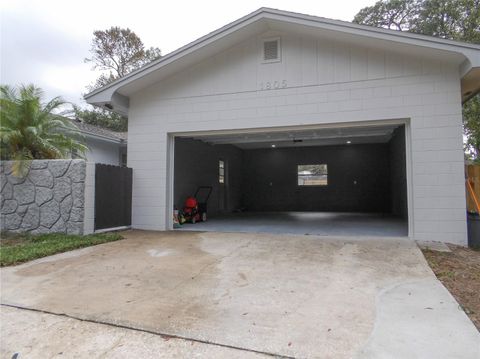 A home in LONGWOOD