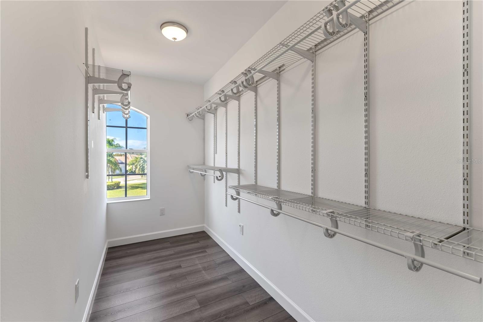 BARTON FARMS - Residential