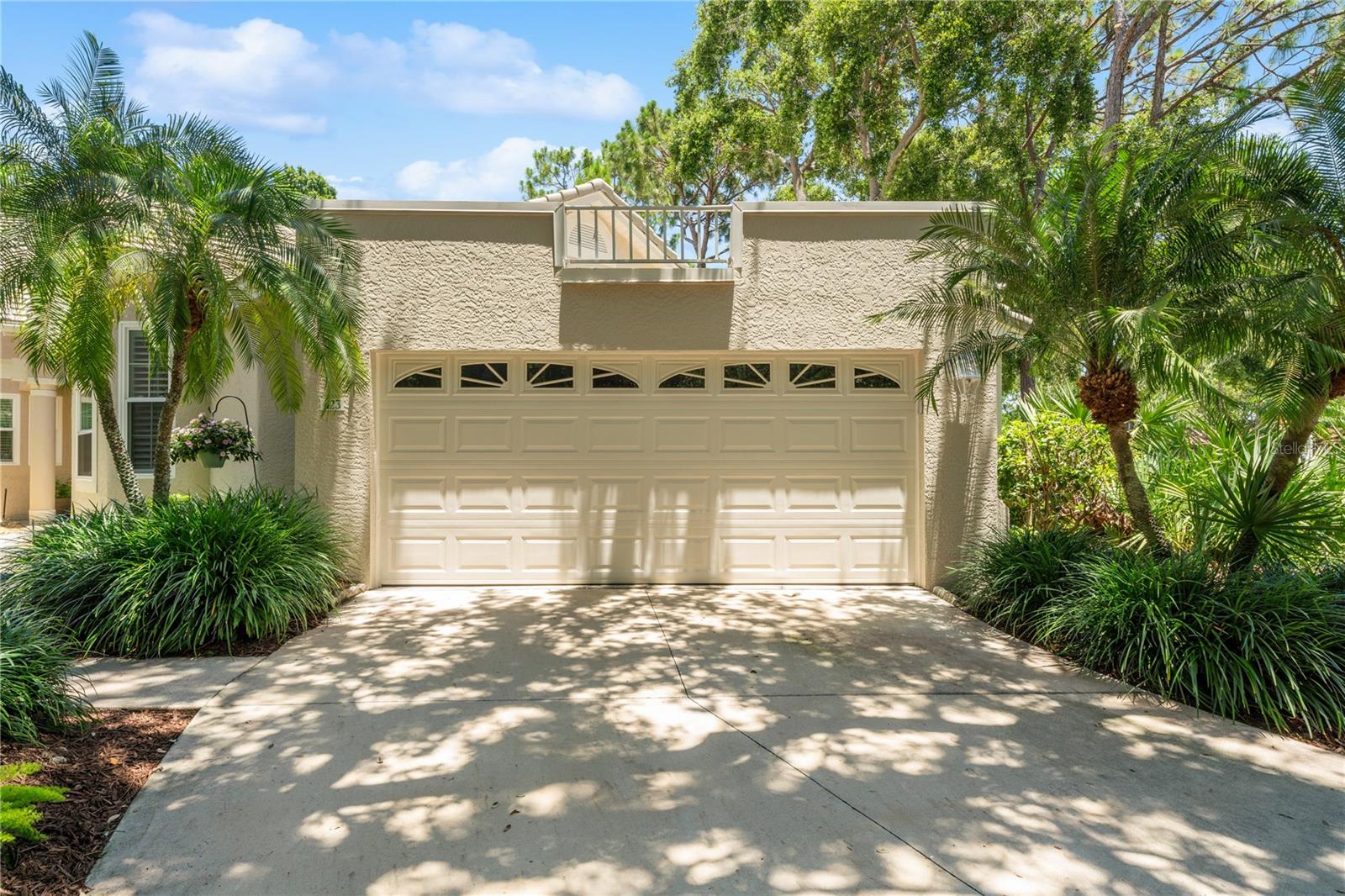 423 FAN PALM COURT NE