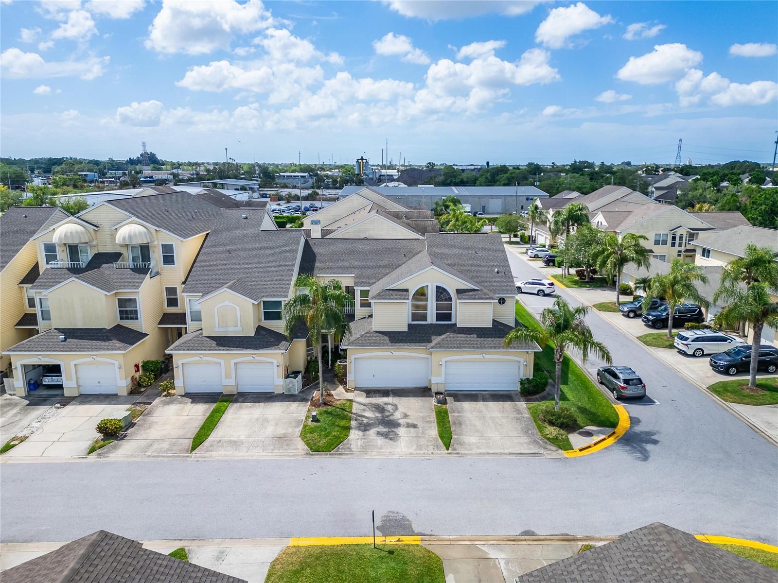 WILLOW GREENS - Residential