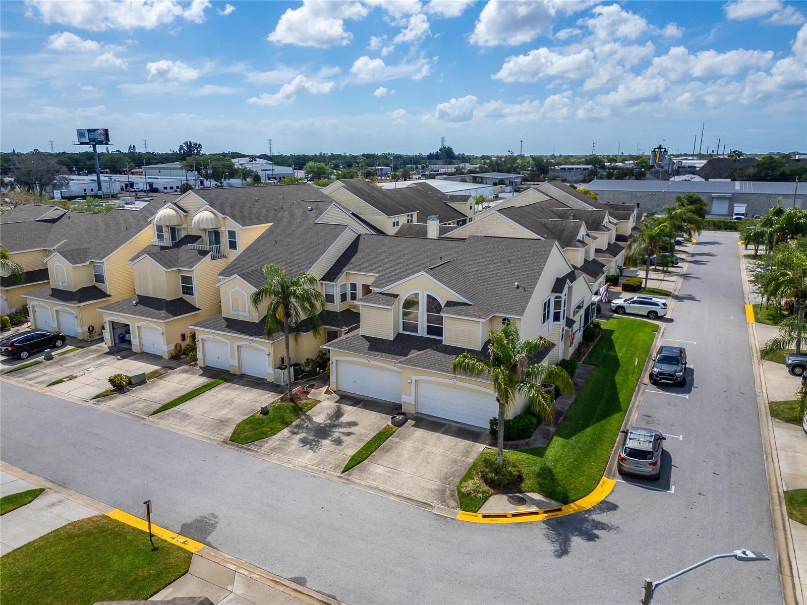 WILLOW GREENS - Residential