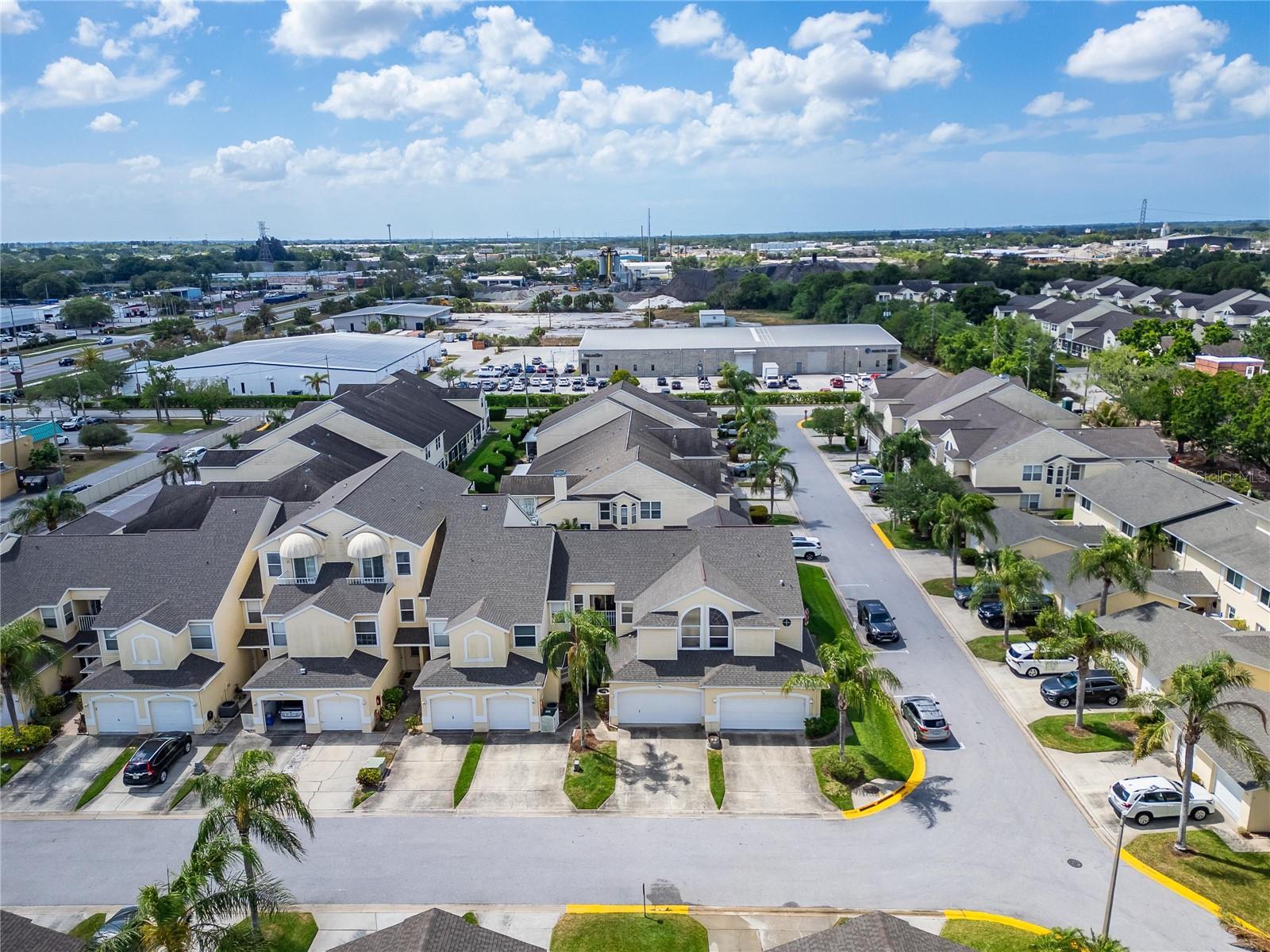 WILLOW GREENS - Residential