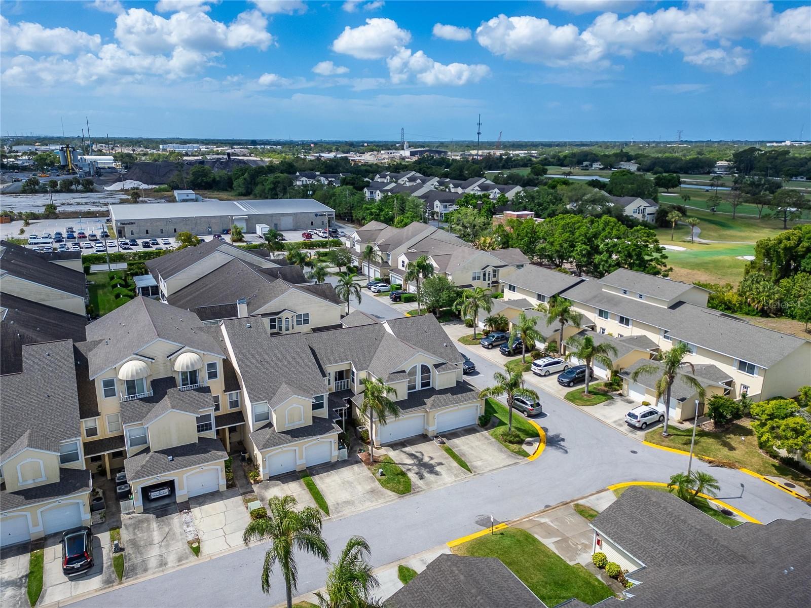 WILLOW GREENS - Residential