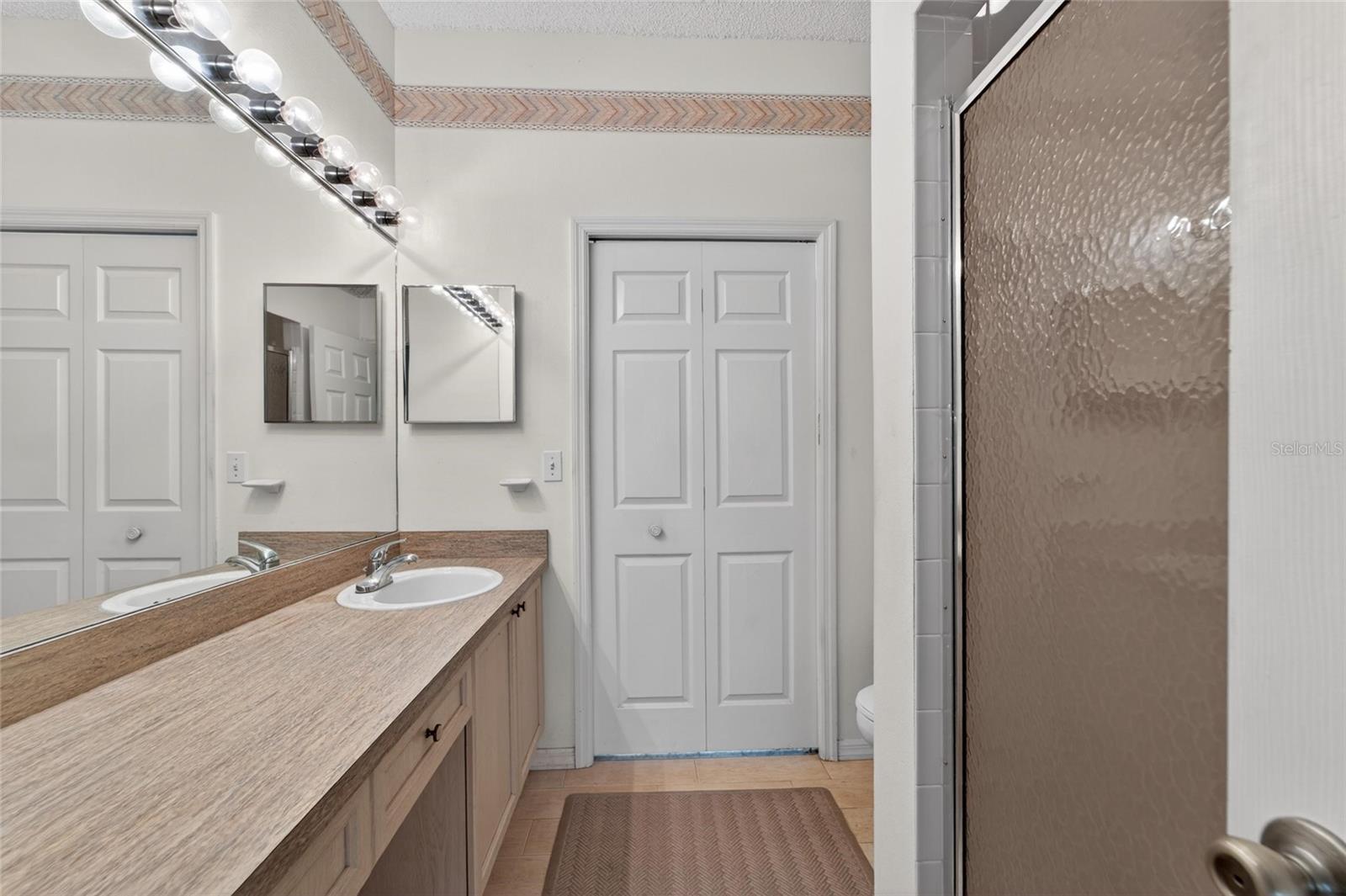 WILLOW GREENS - Residential