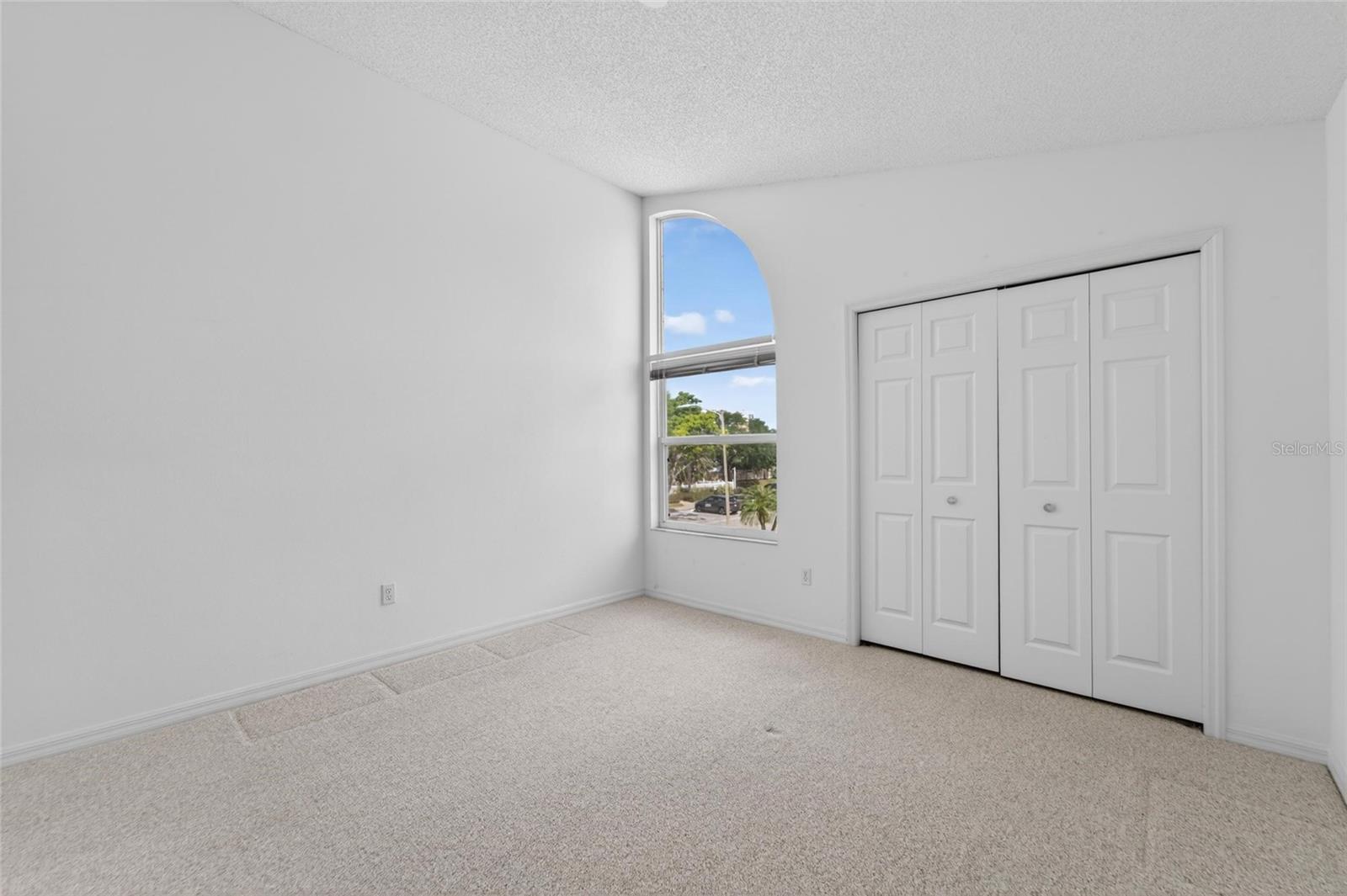 WILLOW GREENS - Residential