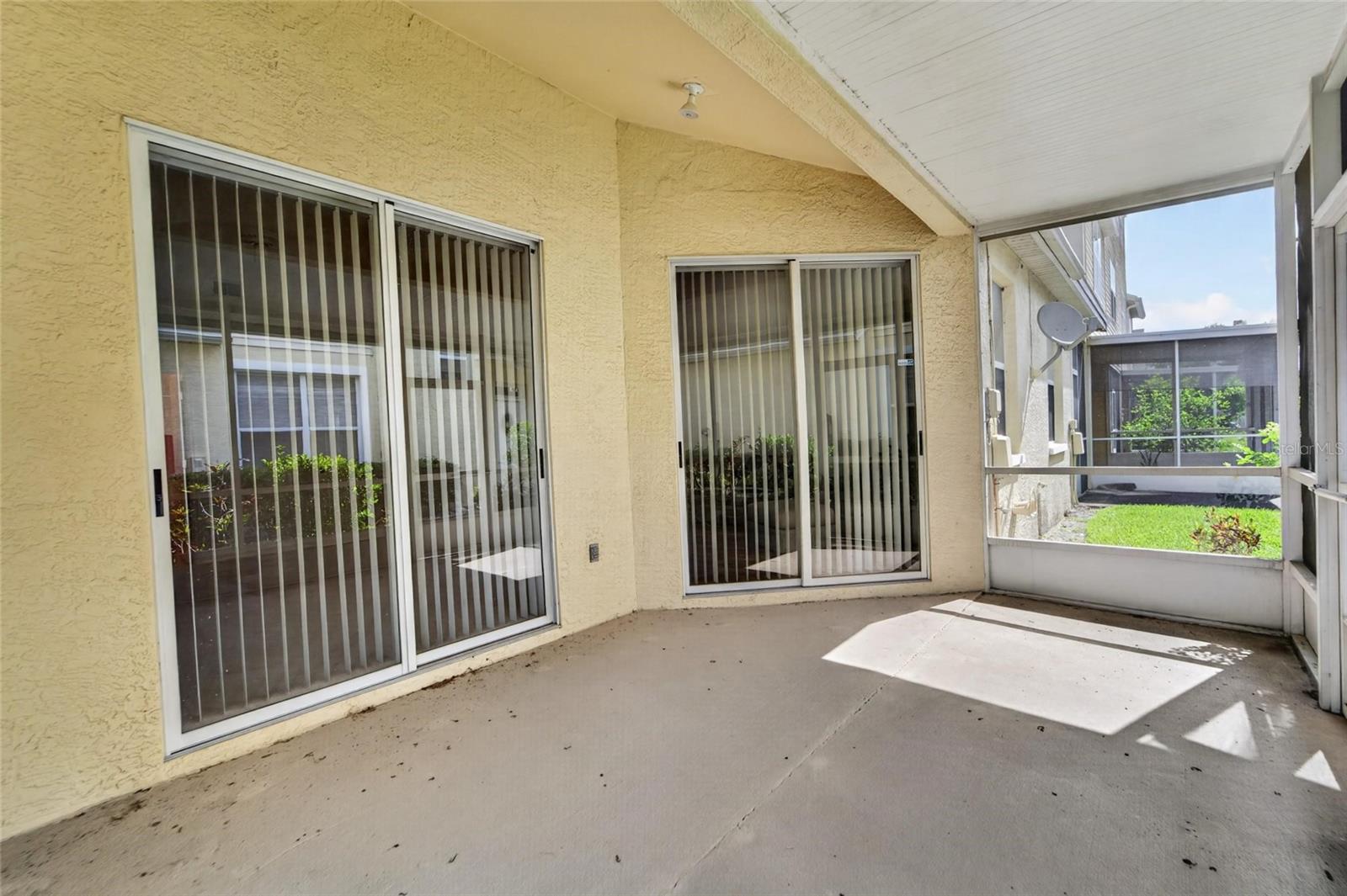 WILLOW GREENS - Residential