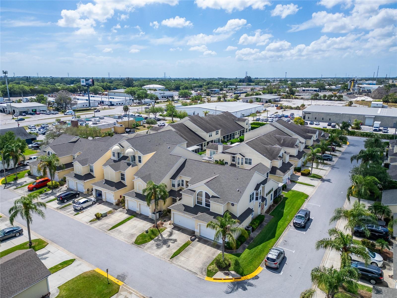 WILLOW GREENS - Residential