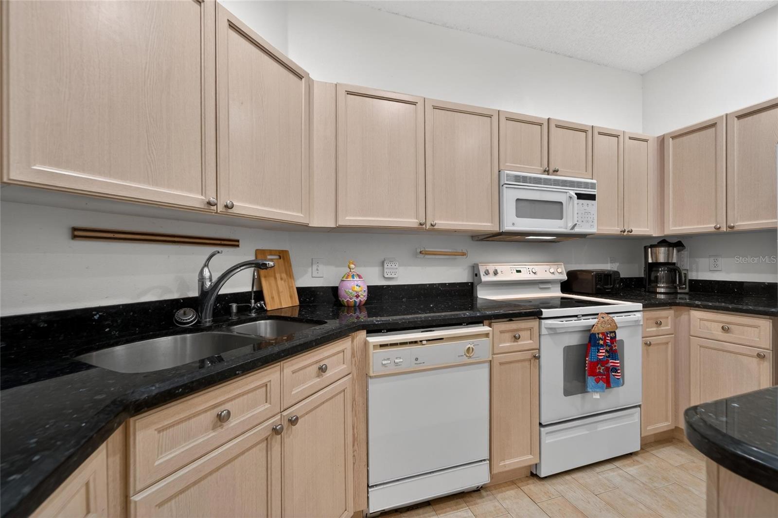 WILLOW GREENS - Residential