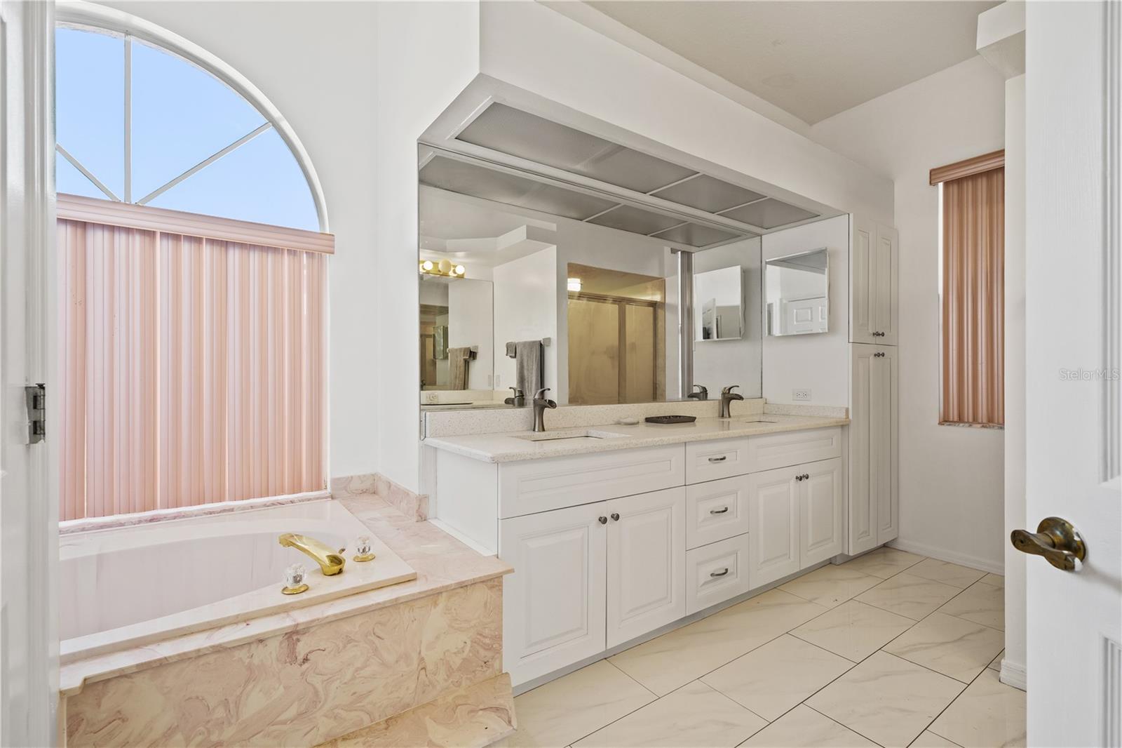 SPRINGWOOD ESTATE - Residential