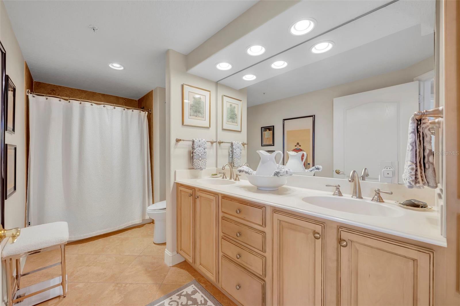 LOTUS VISTA CONDO - Residential