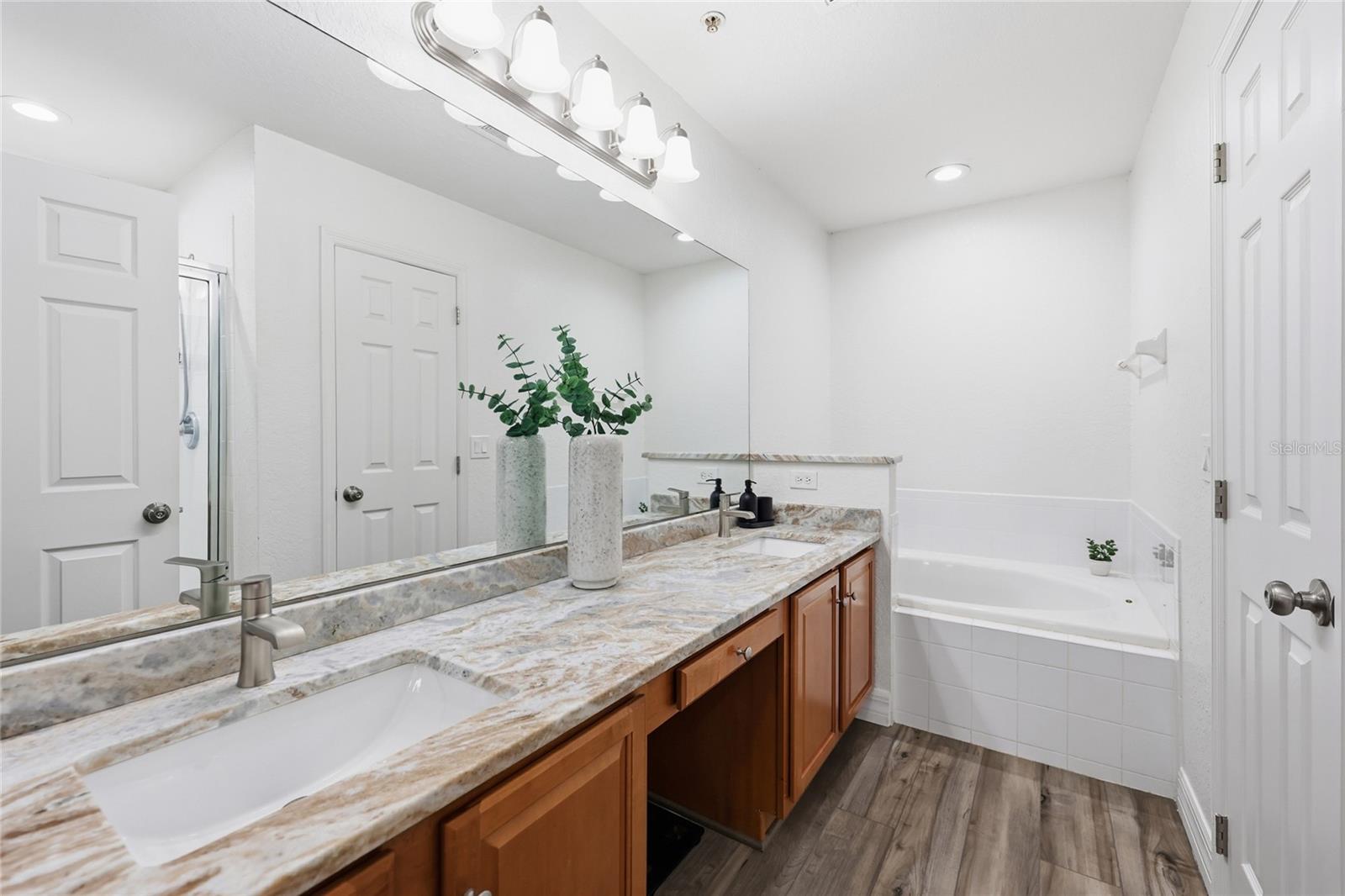 AVALON LAKES PH 03 VILLAGE A & B - Residential