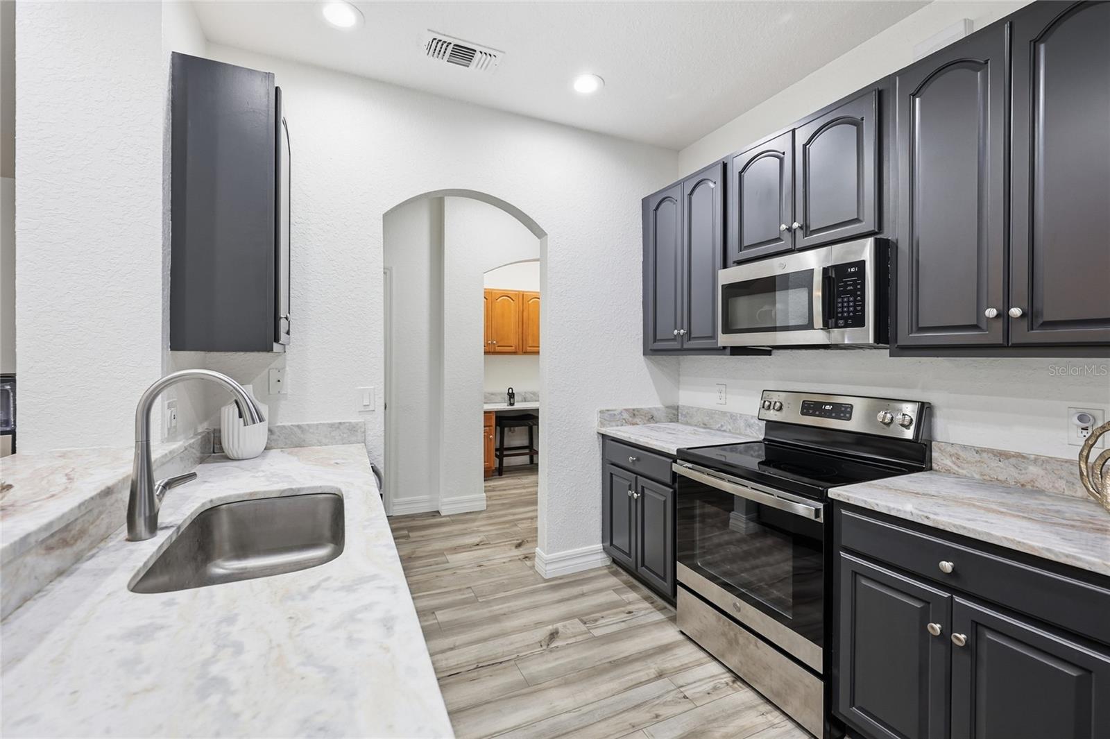 AVALON LAKES PH 03 VILLAGE A & B - Residential