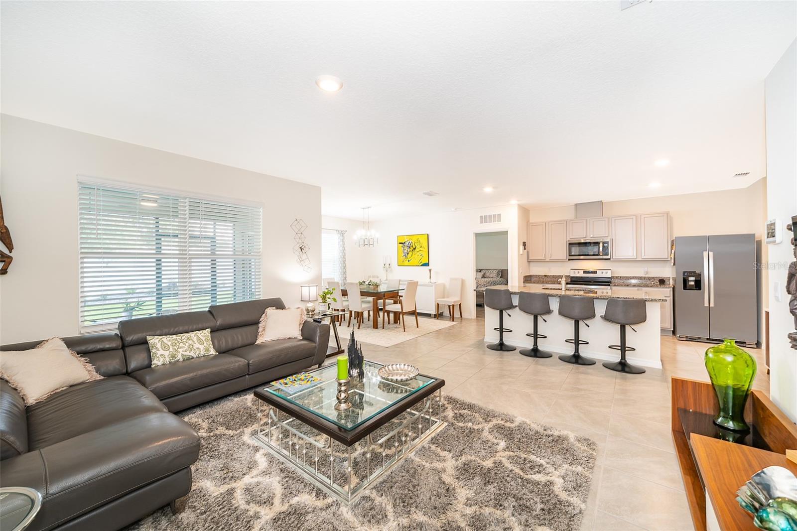 OAK POINTE SOUTH - Residential