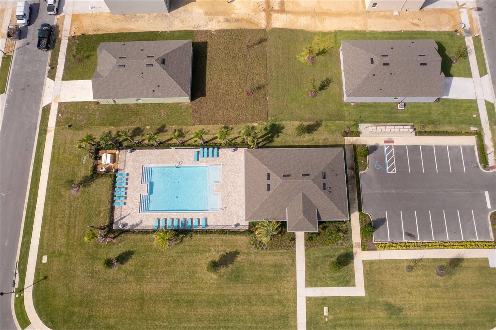 OAK POINTE SOUTH - Residential