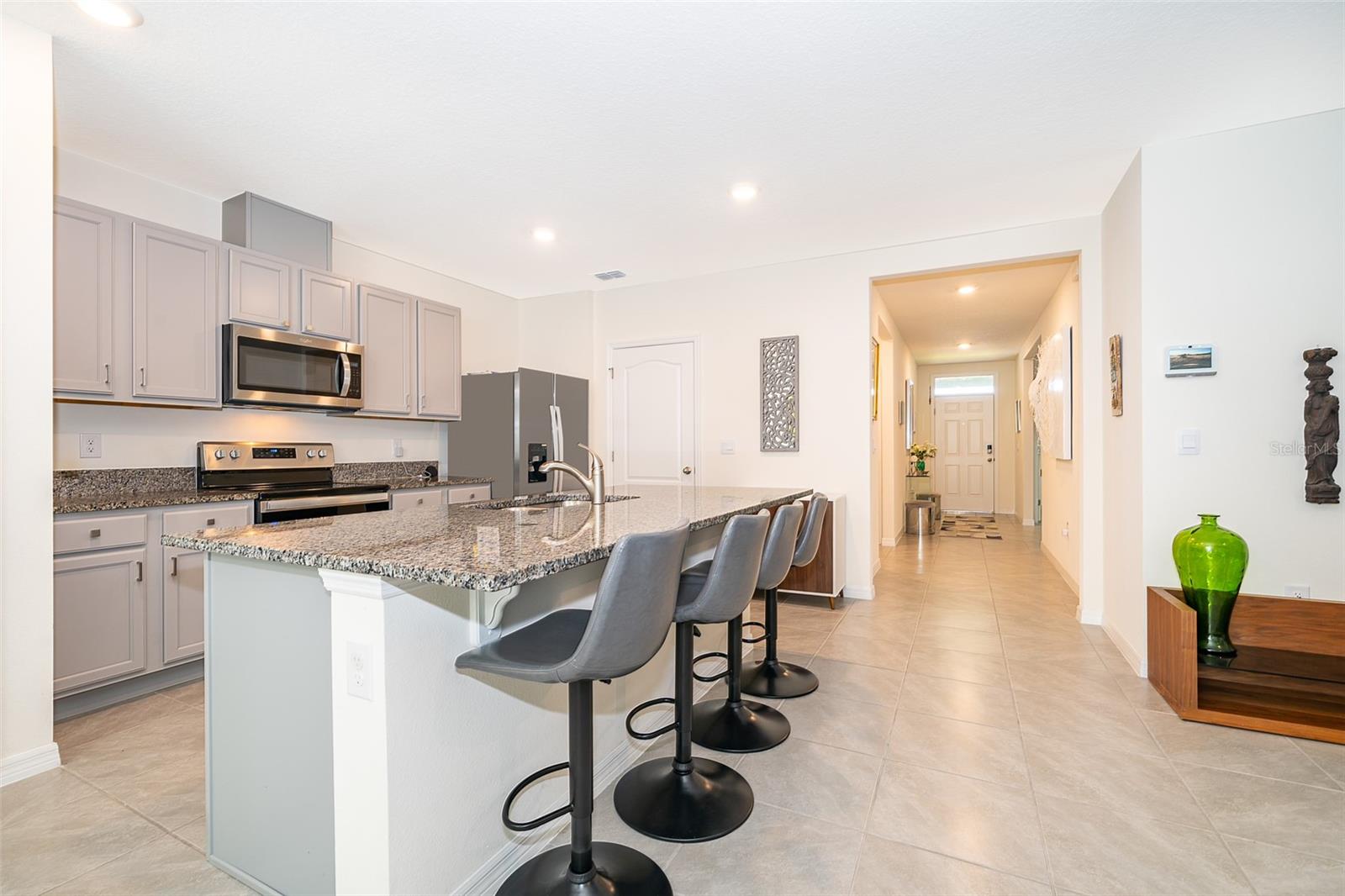 OAK POINTE SOUTH - Residential