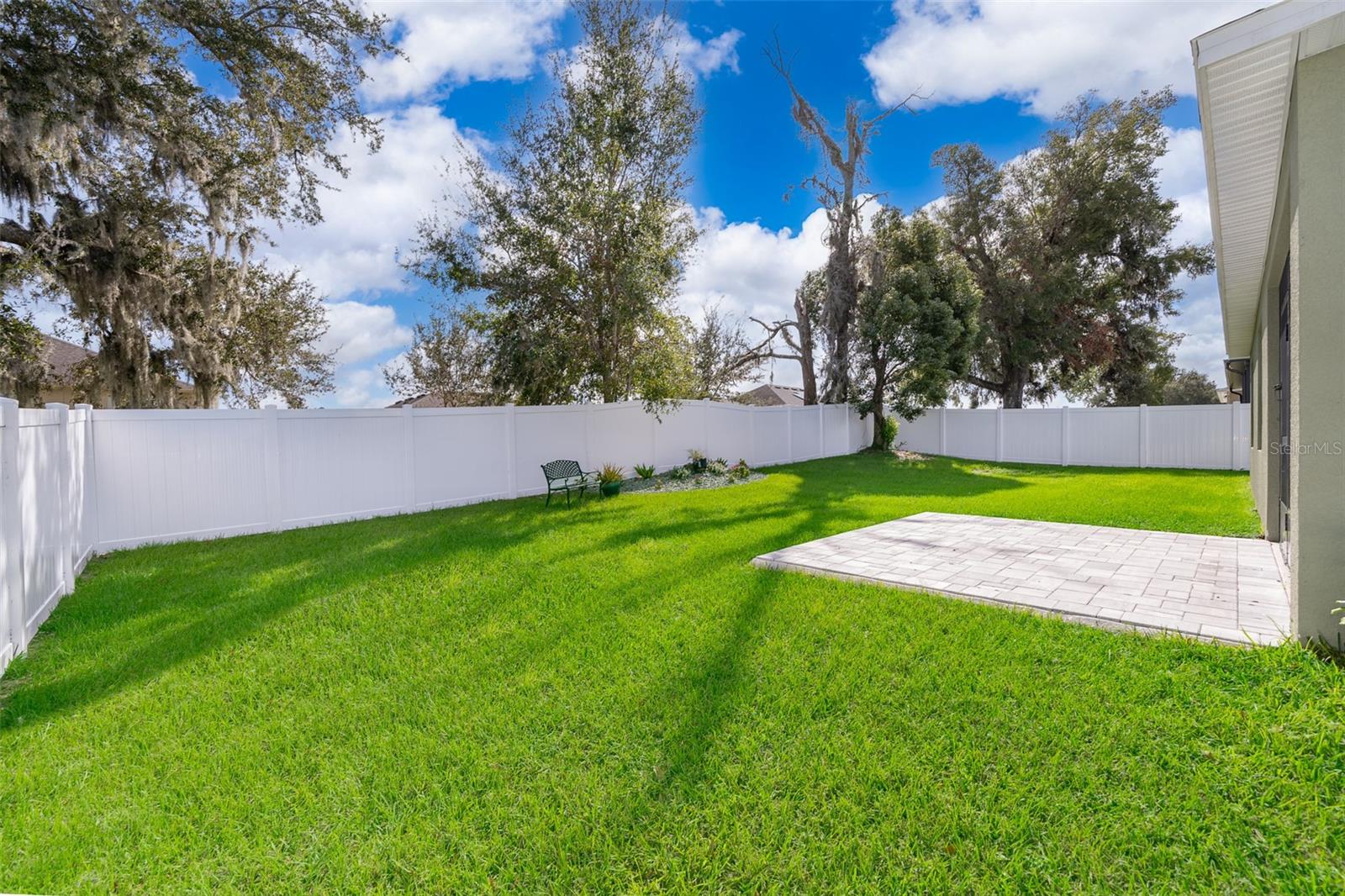 OAK POINTE SOUTH - Residential
