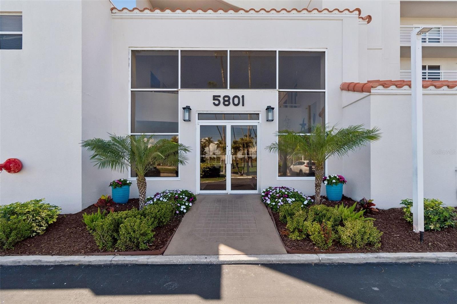 BAHIA VISTA - Residential