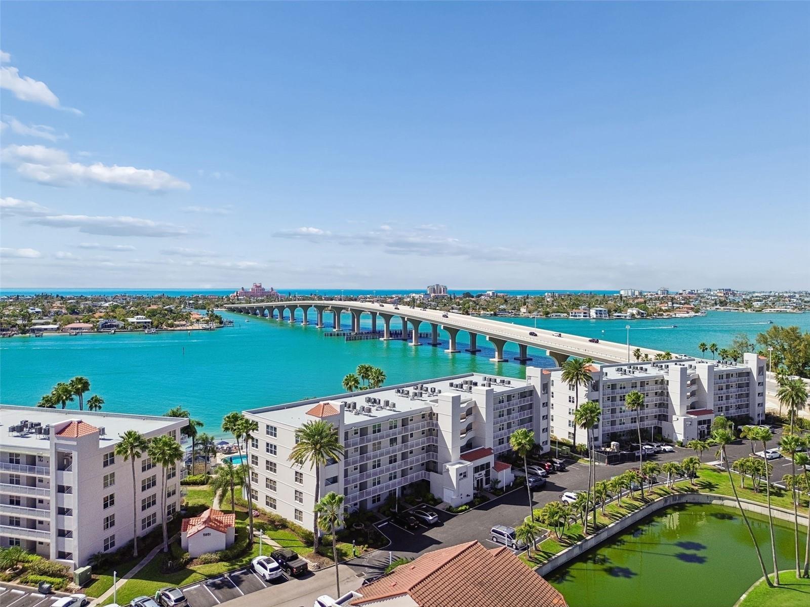 BAHIA VISTA - Residential