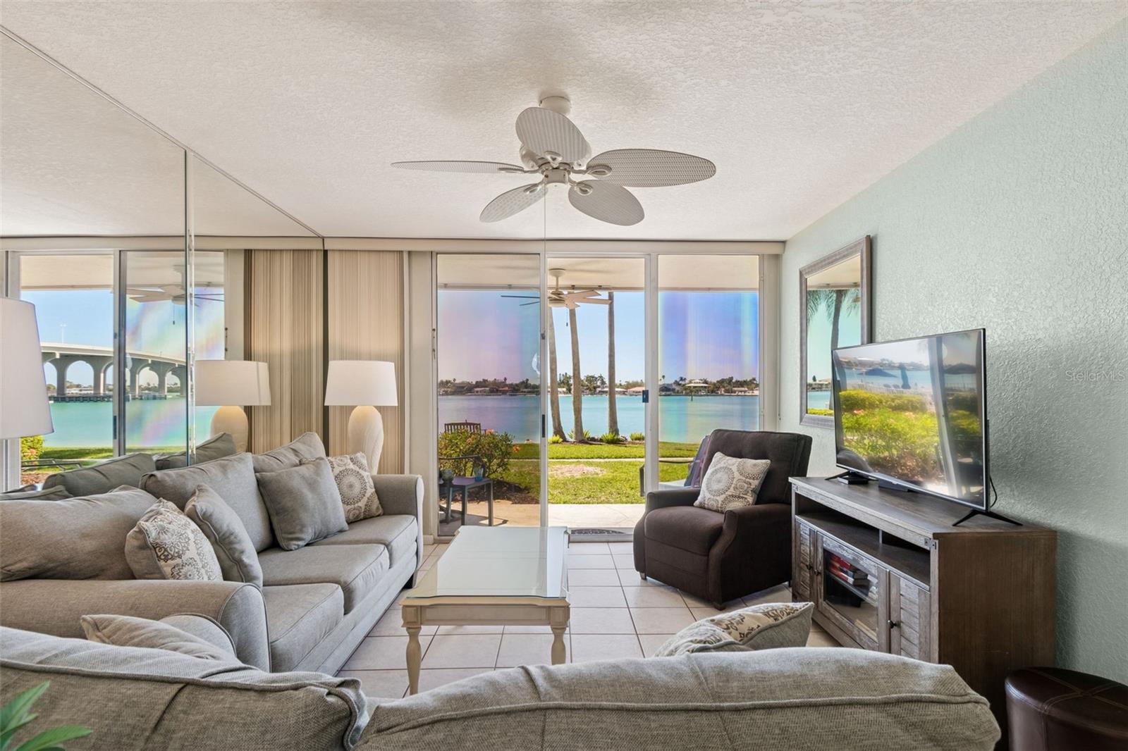 BAHIA VISTA - Residential