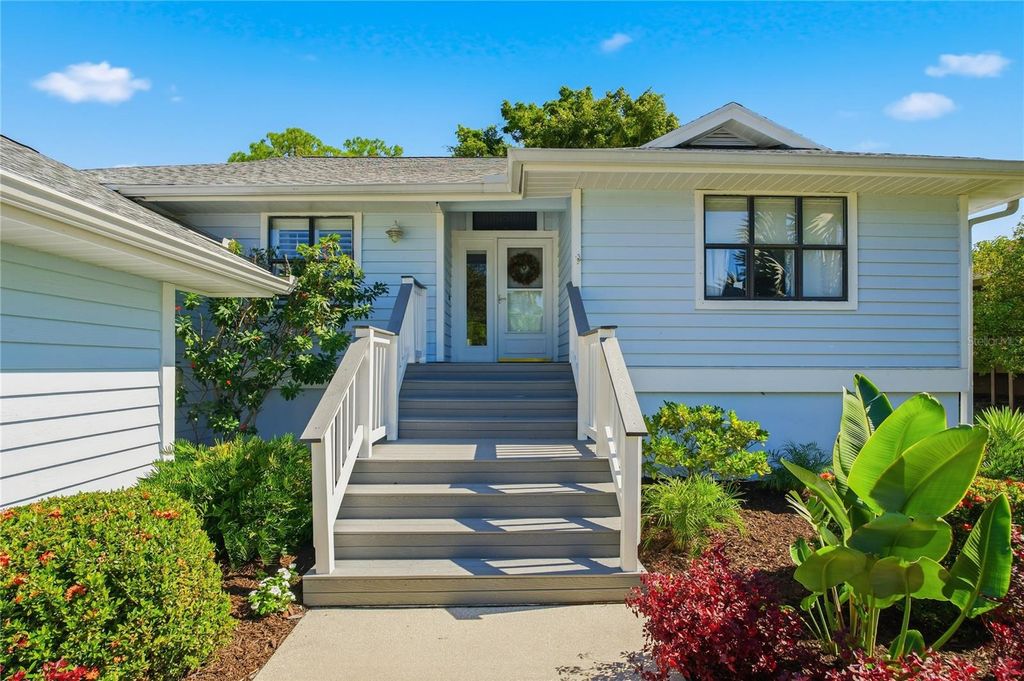 Photo of 1004 Osprey Court, Tarpon Springs, FL 34689 (MLS # TB8442390)