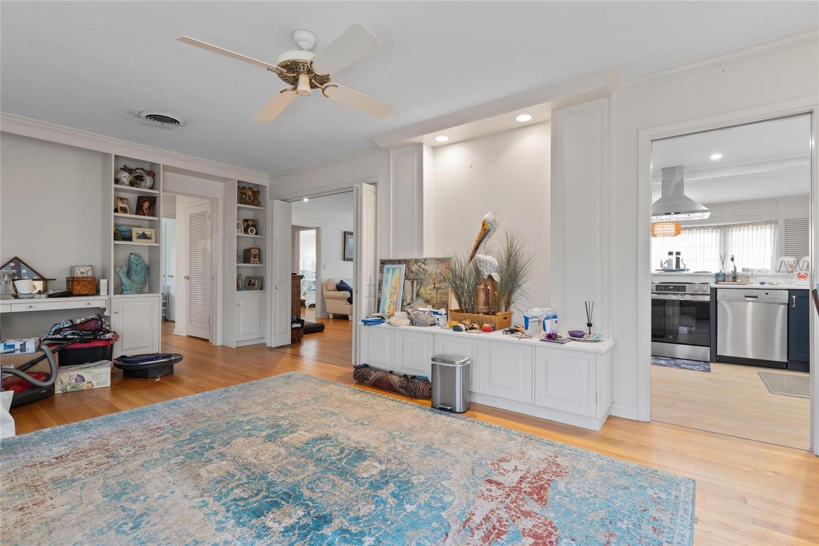 SUNSET HILLS - Residential