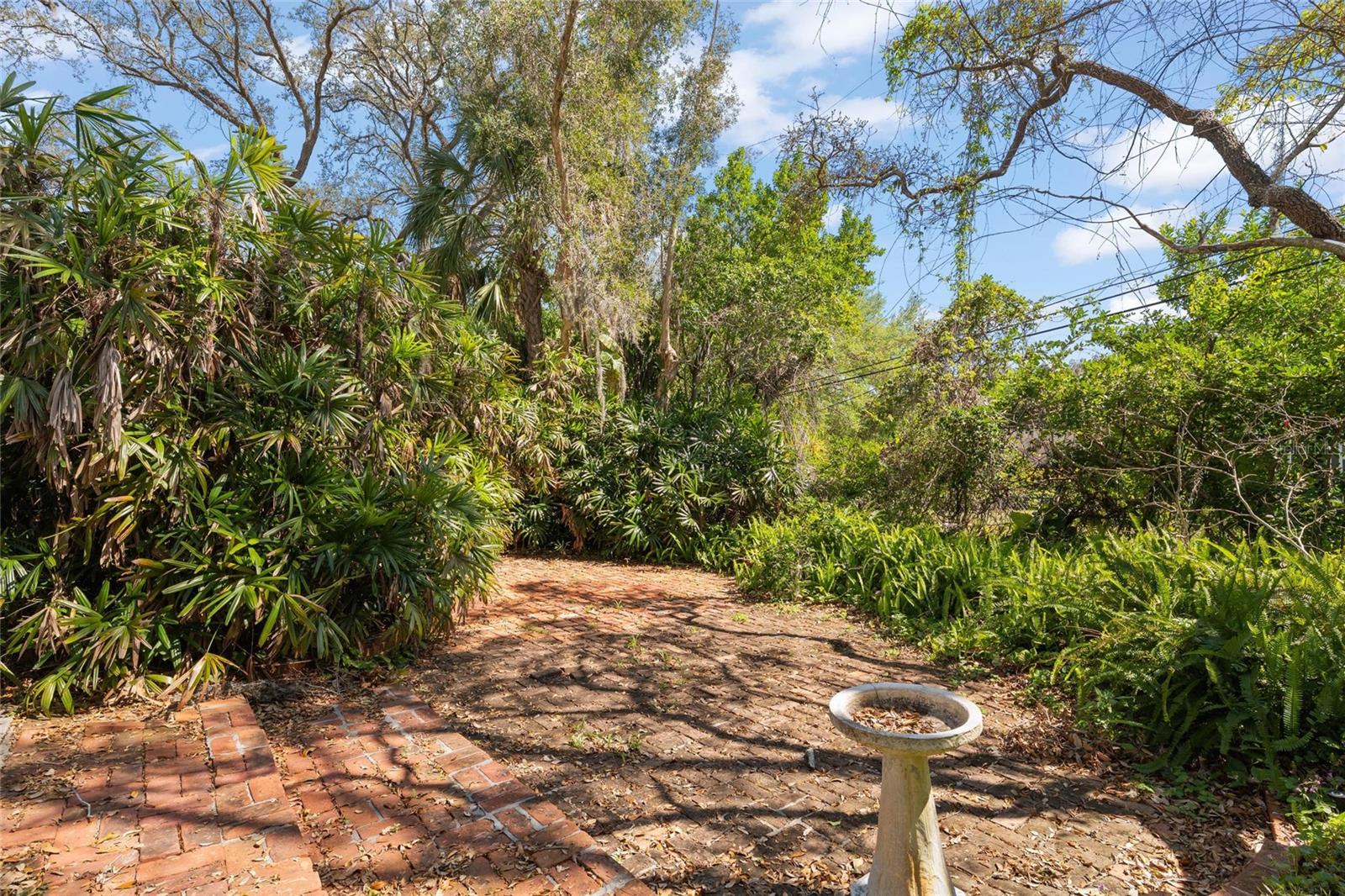 SUNSET HILLS - Residential