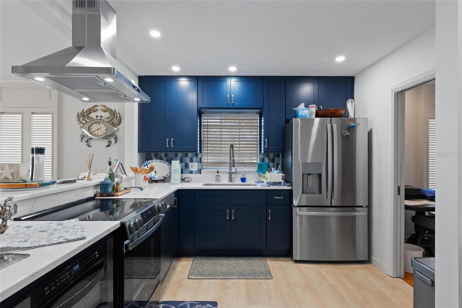 SUNSET HILLS - Residential