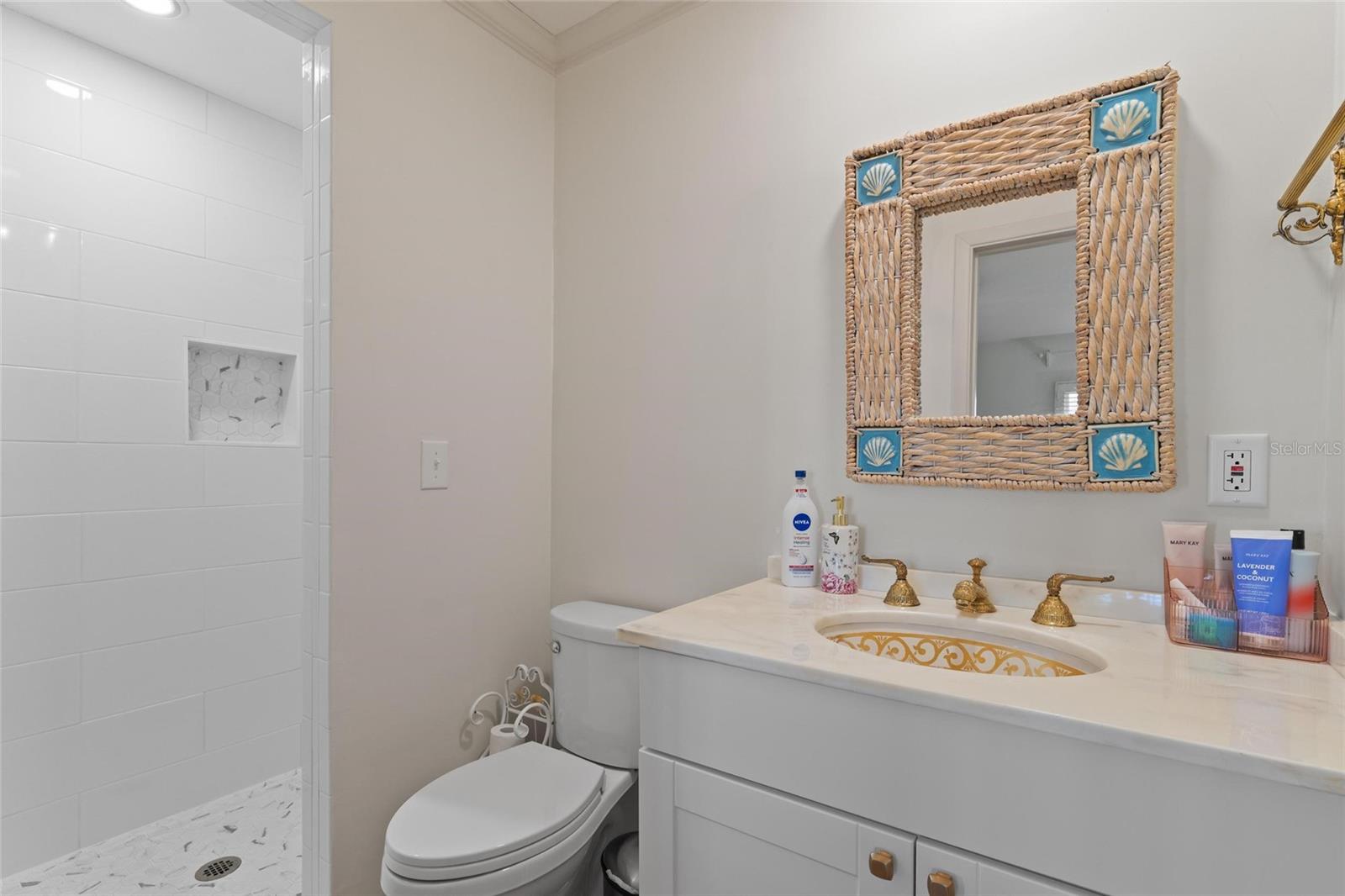 SUNSET HILLS - Residential