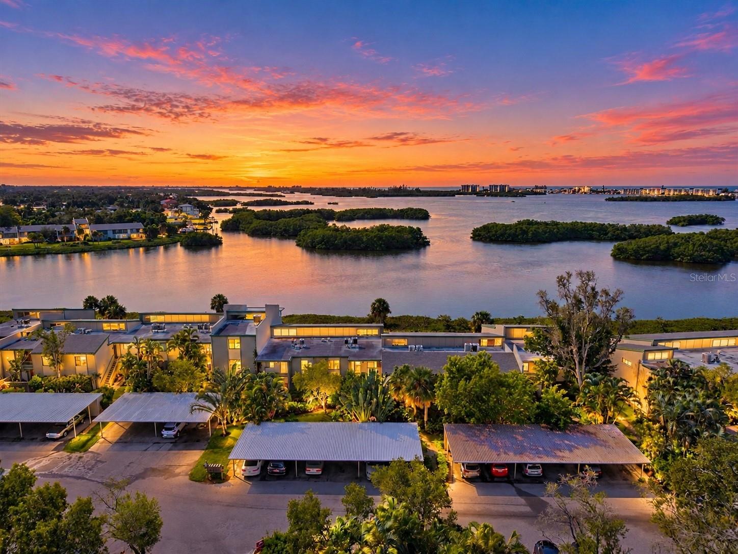 1518 PELICAN POINT DRIVE 257