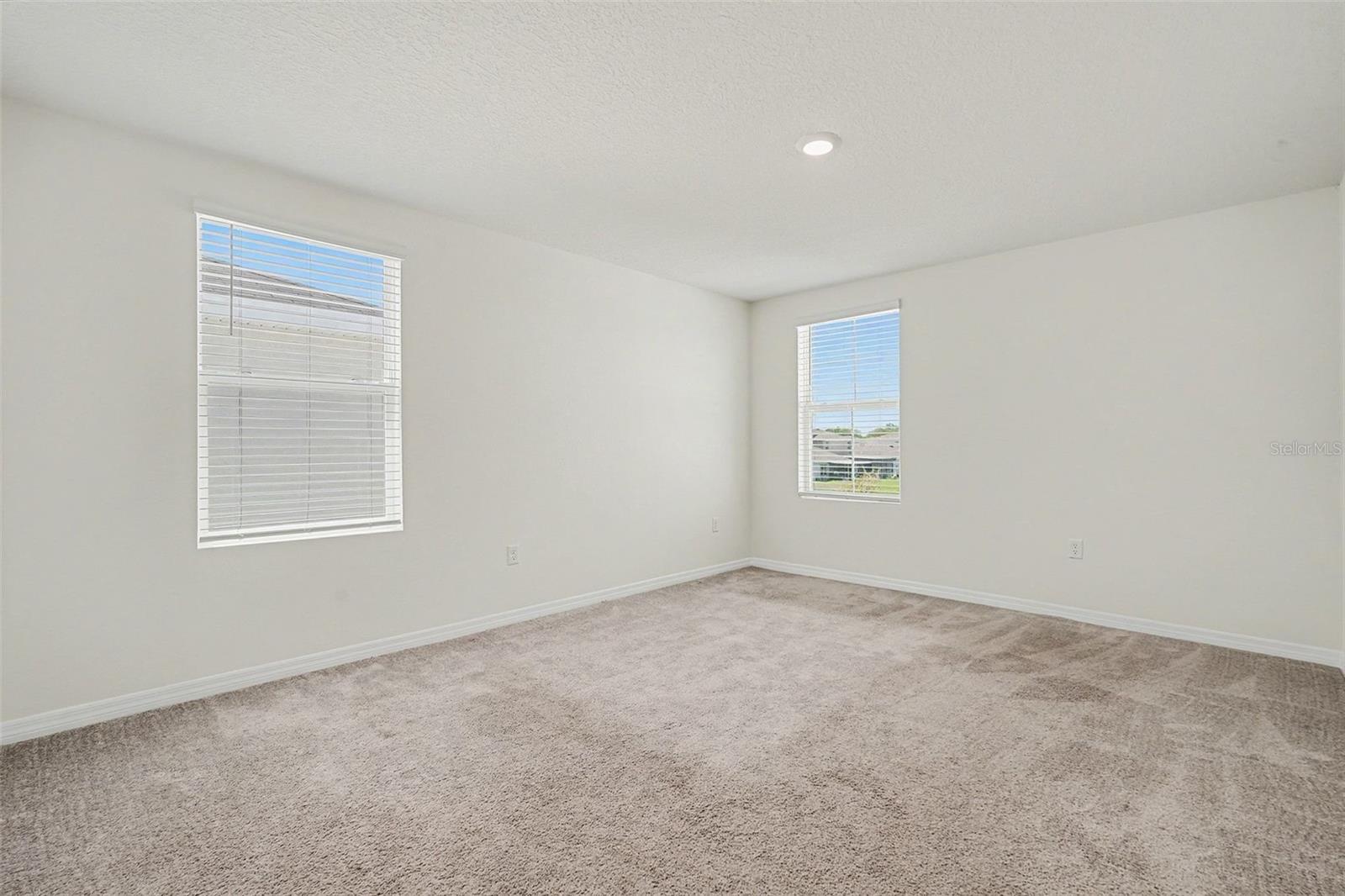 RIDGEWOOD - Residential