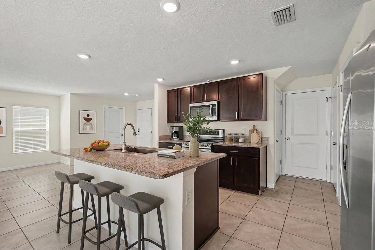 RIDGEWOOD - Residential