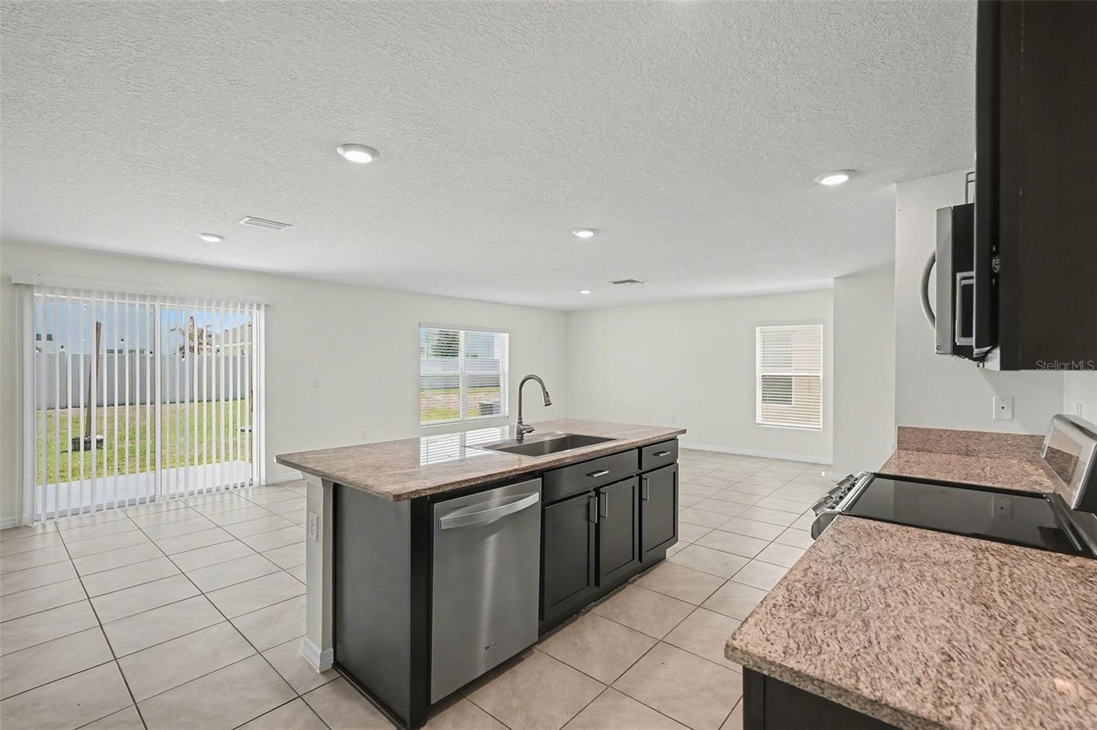 RIDGEWOOD - Residential