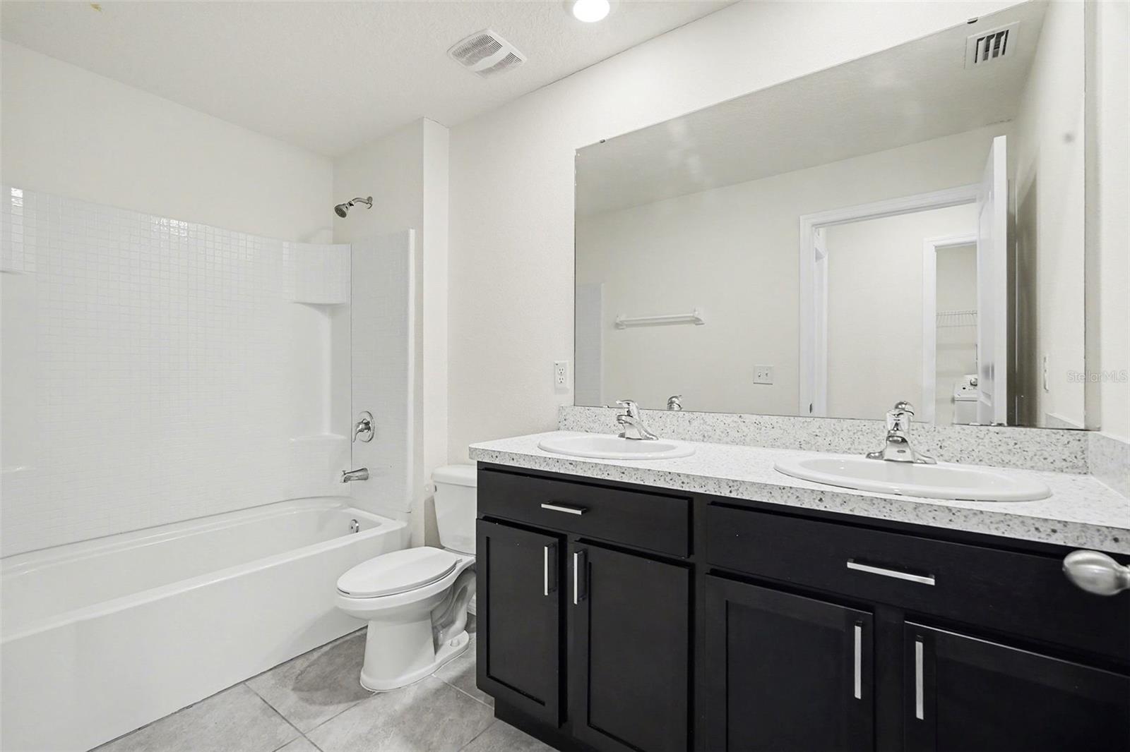 RIDGEWOOD - Residential