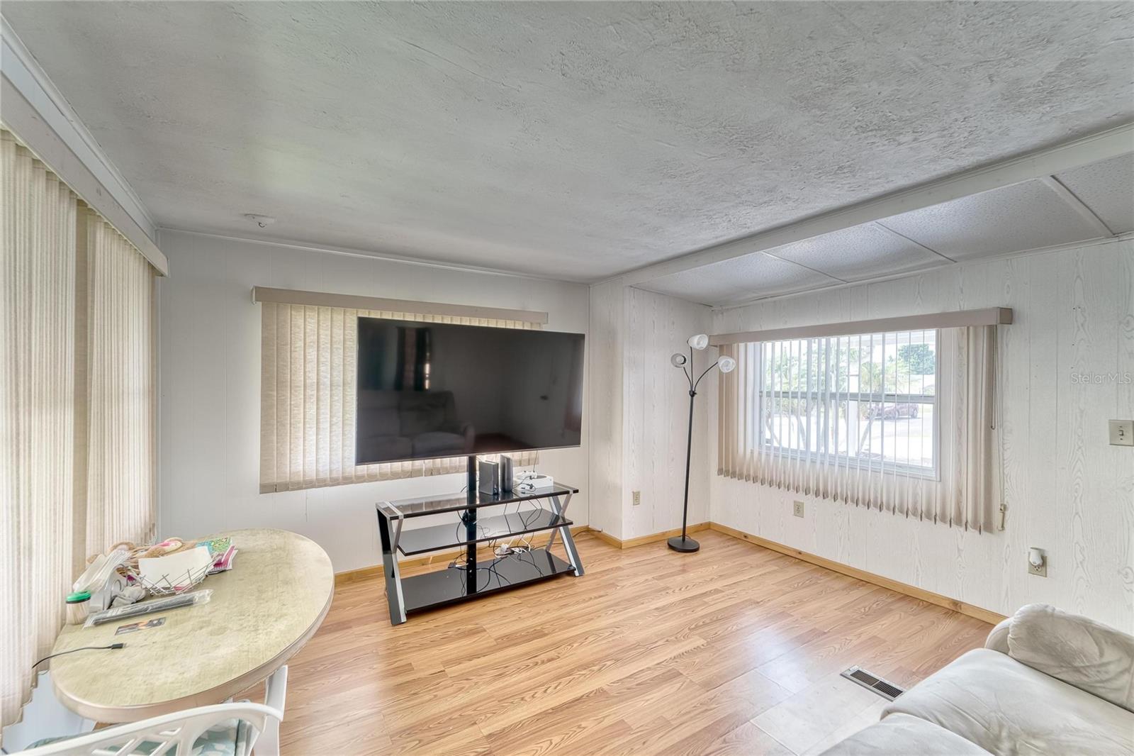 FAIR LANE ACRES THIRD ADD - Residential