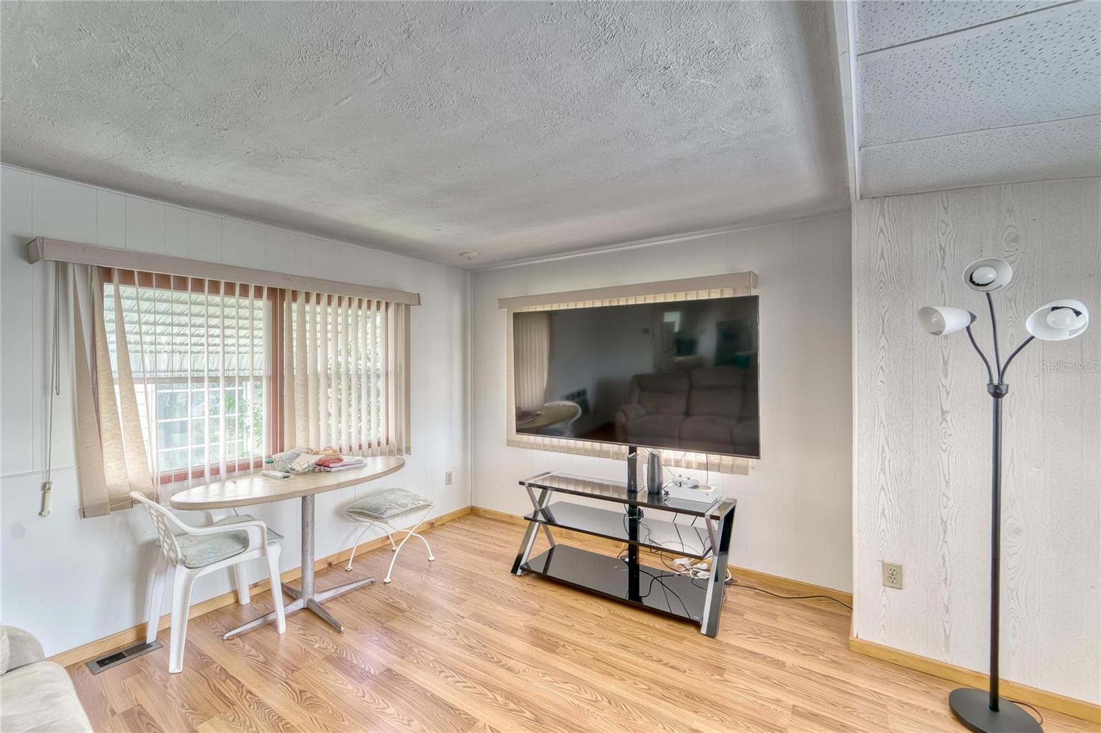 FAIR LANE ACRES THIRD ADD - Residential