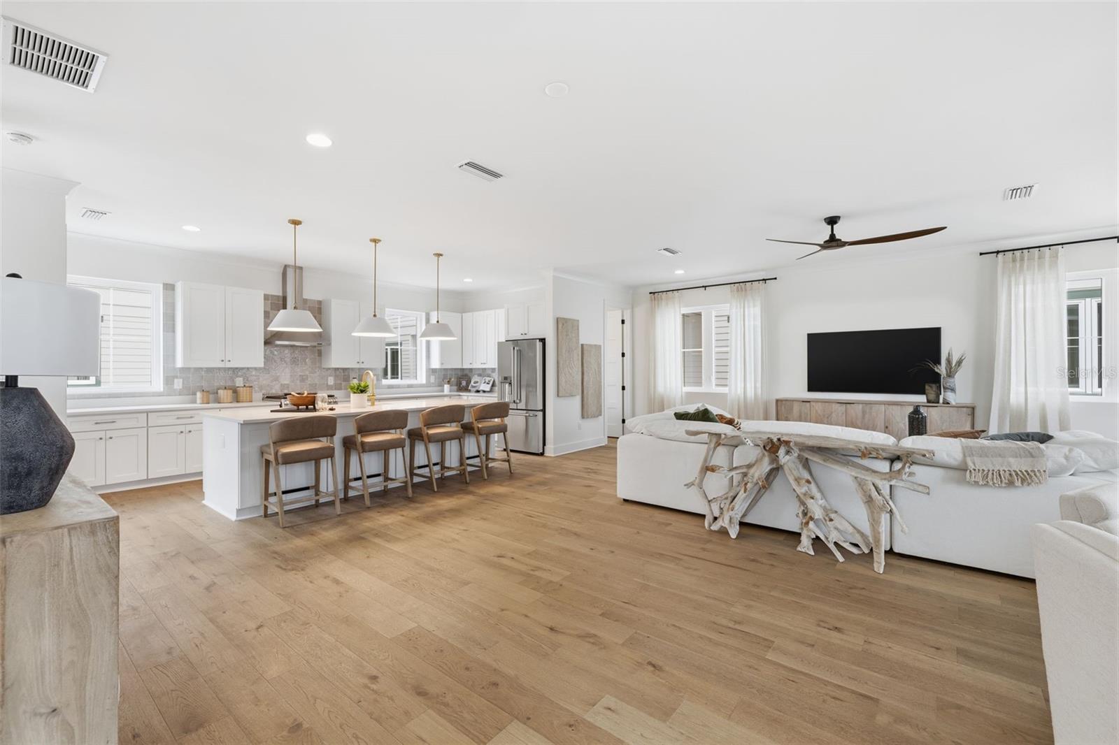 ALBANY WALK TOWNHOMES - Residential