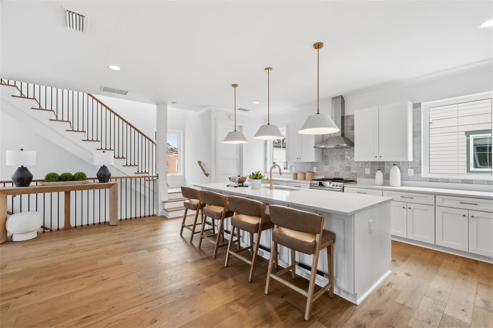 ALBANY WALK TOWNHOMES - Residential