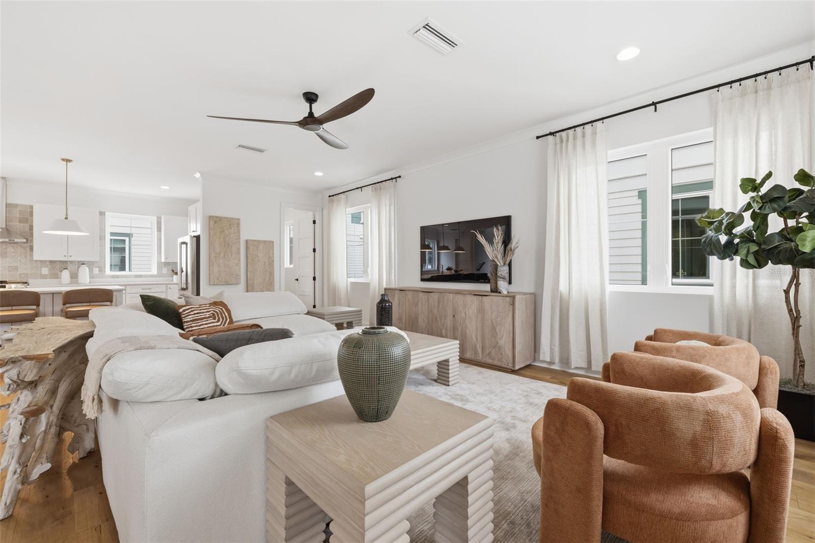 ALBANY WALK TOWNHOMES - Residential