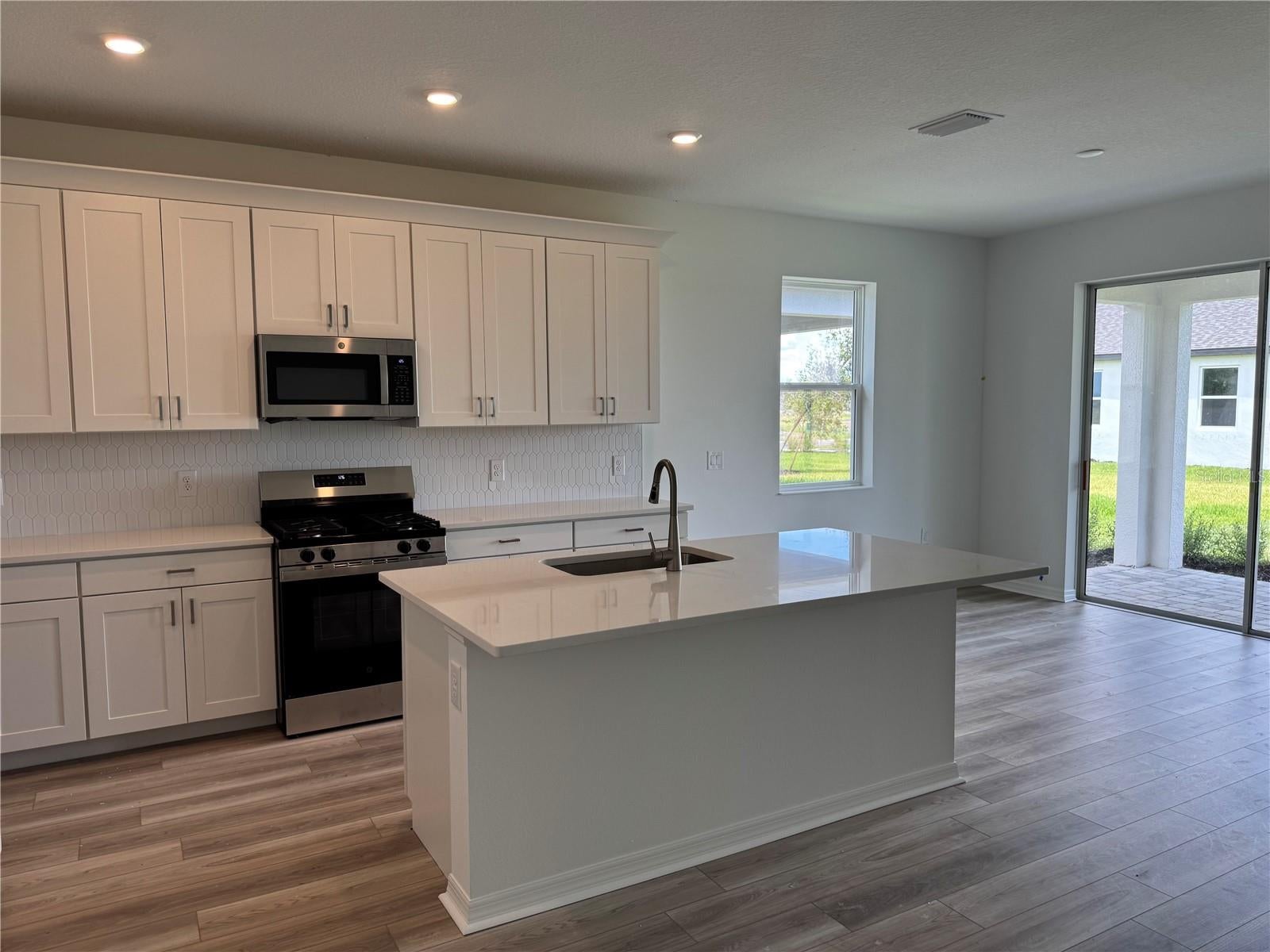 8708 CANARD COVE, PALMETTO, FL, 34221 1 8708 CANARD COVE