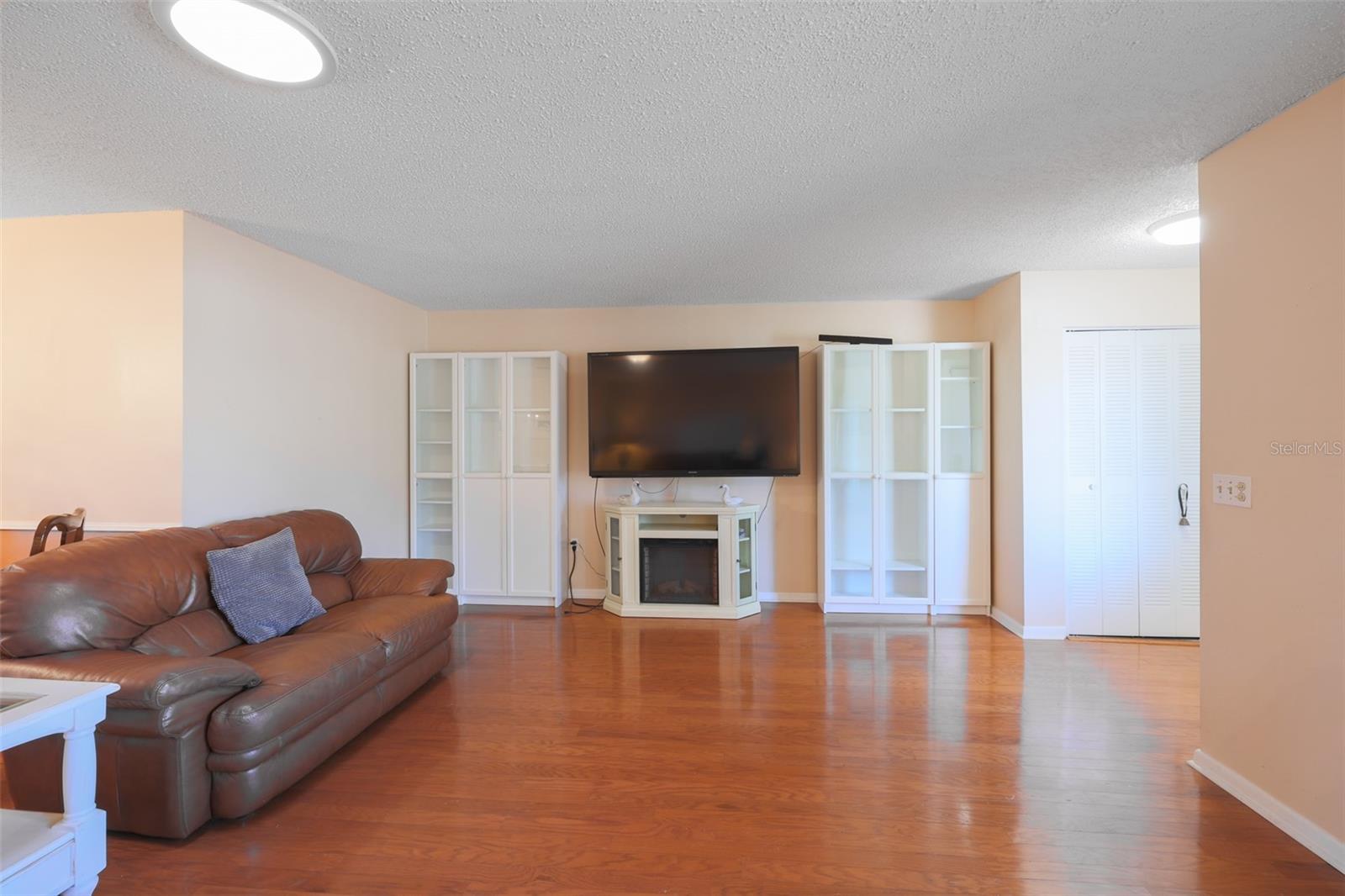 WESTWOOD GREENS A CONDO - Residential