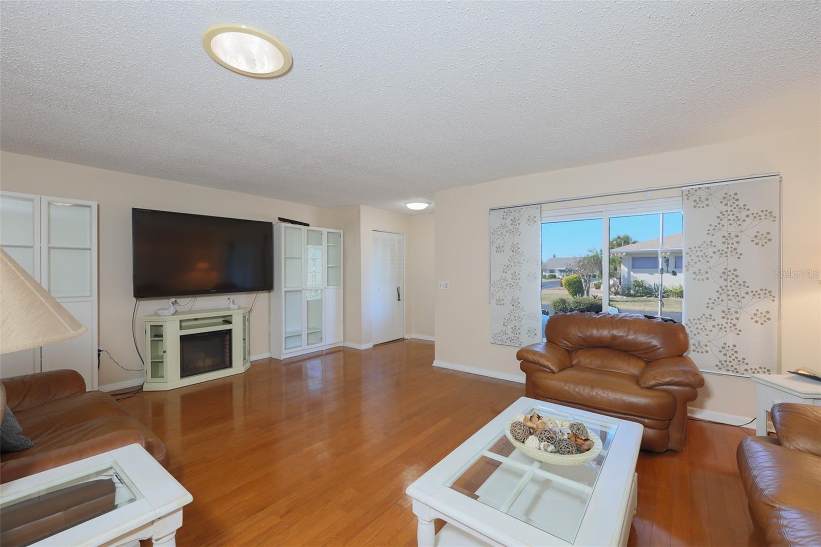 WESTWOOD GREENS A CONDO - Residential