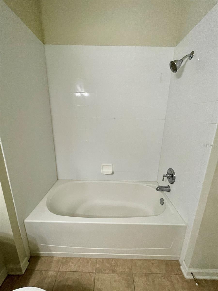 STONEBRIDGE RESERVE PH 03 - Residential Lease