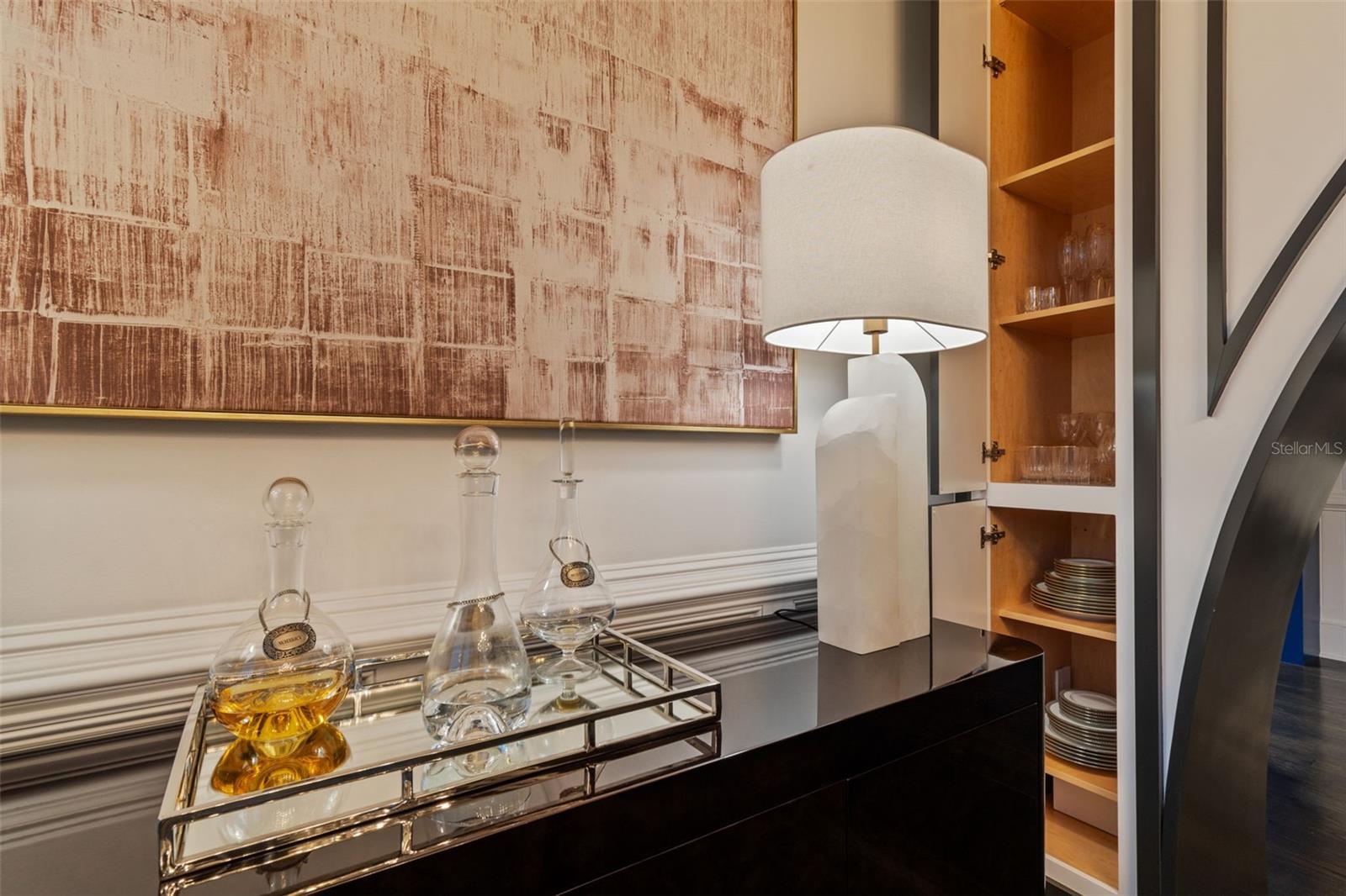 450 KNIGHTS RUN AVENUE 2004