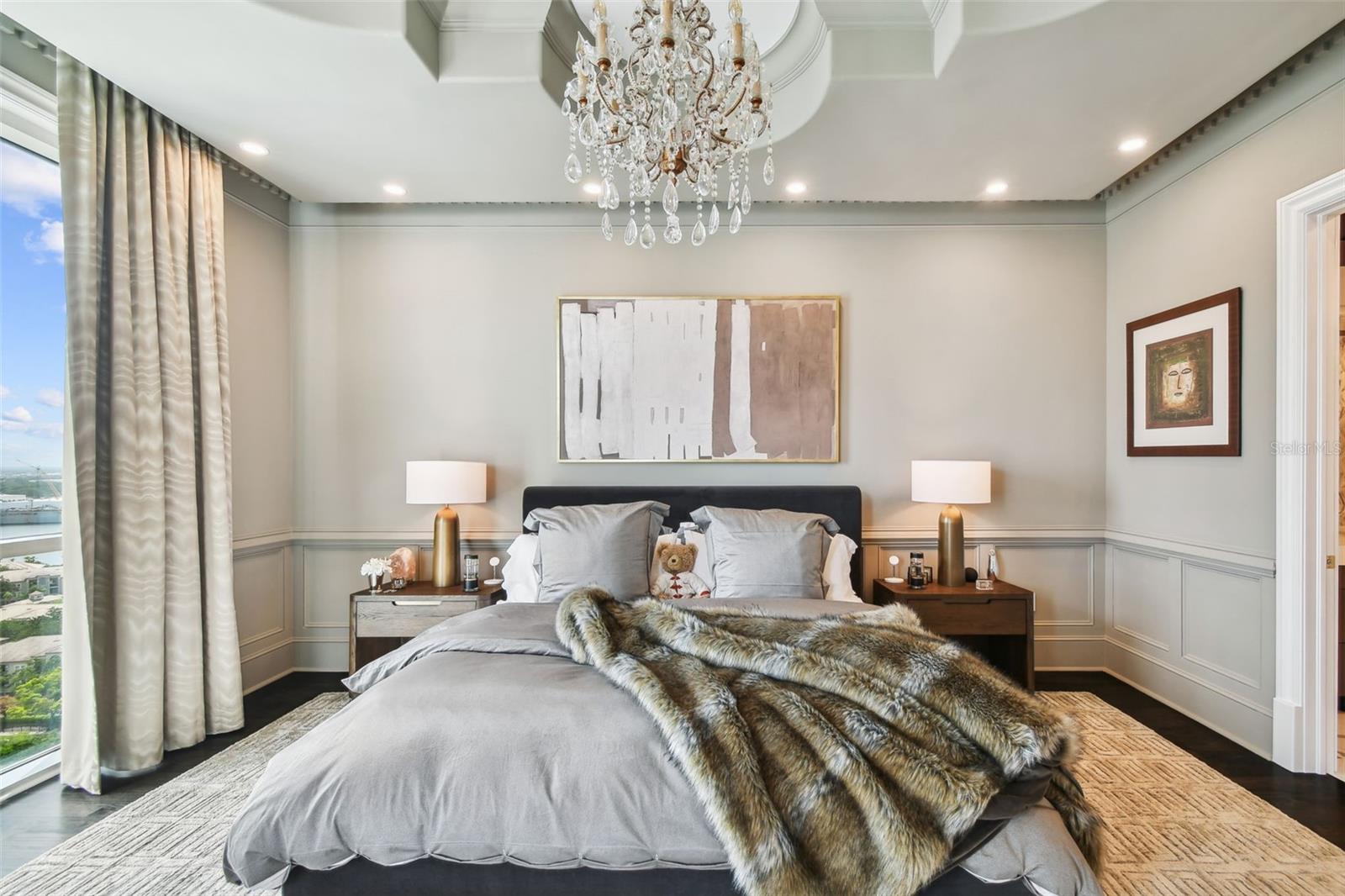 THE PLAZA HARBOUR ISLAND A CON - Residential