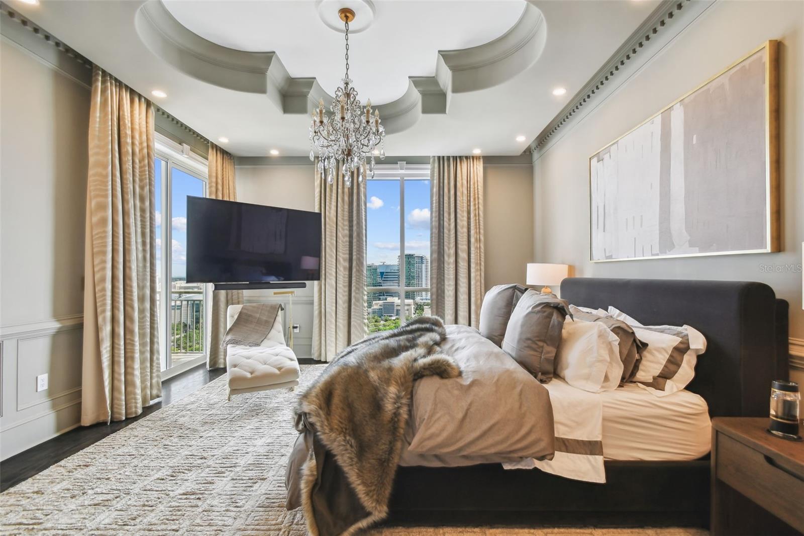 THE PLAZA HARBOUR ISLAND A CON - Residential